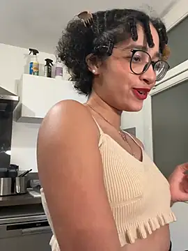 Lauyako online show from February 25, 2025, 11:26 pm