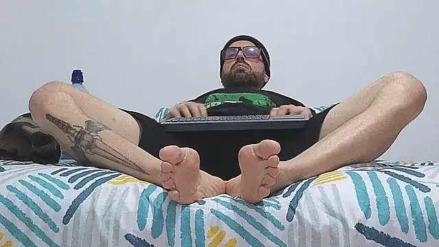 MattxFeet online show from March 28, 2026, 11:50 pm