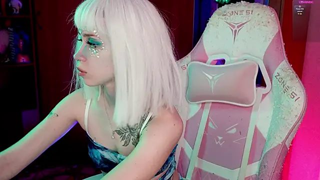 Snapshot of ho1yho1e chatting on March 15, 2025, 7:16 pm ho1yho1e online show from March 15, 2025, 7:16 pm