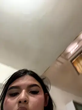 Lia sexx online show from October 25, 2025, 7:14 pm