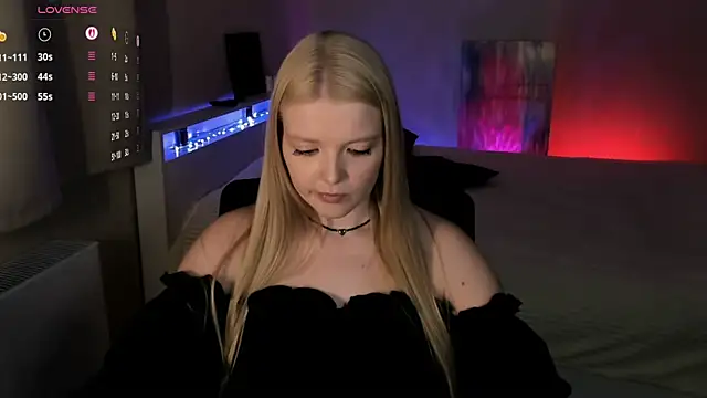 Snapshot of Ssweet_annie chatting on April 19, 2026, 8:00 pm Ssweet annie online show from April 19, 2026, 8:00 pm