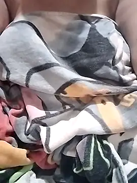 Snapshot of curvee_Kyra chatting on January 15, 2026, 12:08 pm curvee Kyra online show from January 15, 2026, 12:08 pm