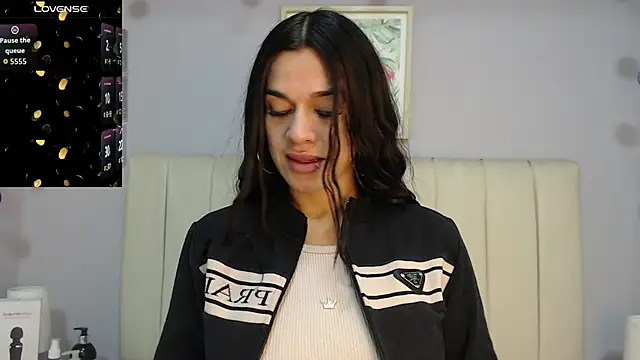 amy le01 online show from October 29, 2025, 1:32 pm