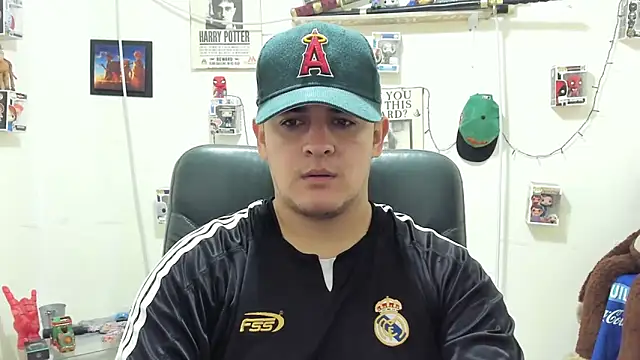 ney 22 online show from November 7, 2025, 4:28 am