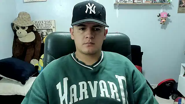Snapshot of ney_22 chatting on April 29, 2026, 2:10 pm ney 22 online show from April 29, 2026, 2:10 pm