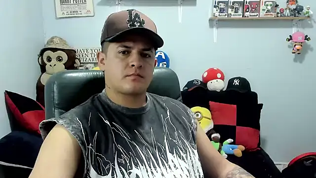 Snapshot of ney_22 chatting on May 3, 2026, 12:20 pm ney 22 online show from May 3, 2026, 12:20 pm