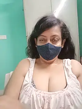 Snapshot of love_suman chatting on May 23, 2026, 3:55 pm love suman online show from May 23, 2026, 3:55 pm