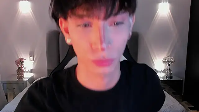 AndyWiilliams online show from April 19, 2026, 9:17 pm