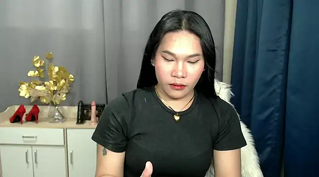 Ur Fantastic Lina online show from December 24, 2024, 6:50 pm