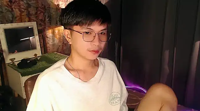 Sexy Handsome Drex online show from February 12, 2025, 8:27 am