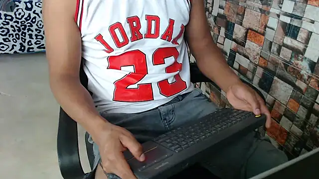 sexatlexx online show from November 6, 2025, 9:08 pm