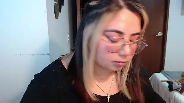 yini angel online show from July 10, 2026, 12:54 am
