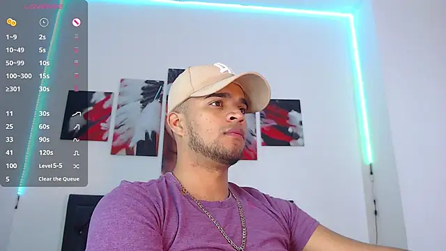 Bigcock 21cm  online show from December 5, 2024, 12:50 pm