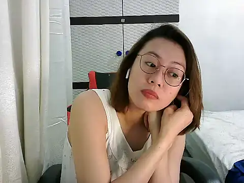 crizzybel online show from March 20, 2025, 8:19 pm