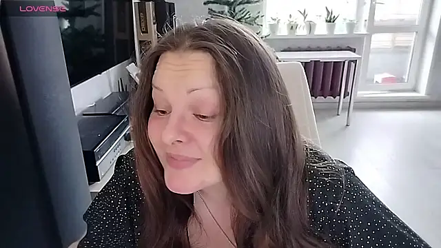 Snapshot of Marla_Singerrr chatting on May 17, 2026, 5:40 am Marla Singerrr online show from May 17, 2026, 5:40 am