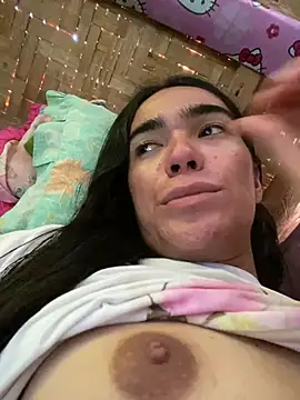 Snapshot of sexysassymirax chatting on January 26, 2025, 4:30 am sexysassymirax online show from January 26, 2025, 4:30 am