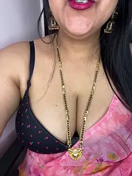 Zoya Varma004 online show from February 9, 2026, 6:22 am