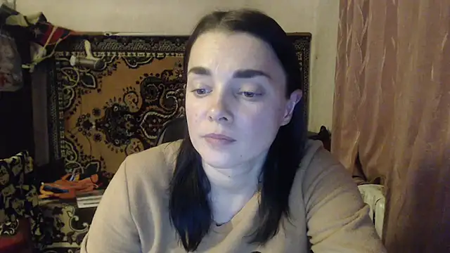 AlisaLaDiva online show from December 17, 2024, 9:05 pm