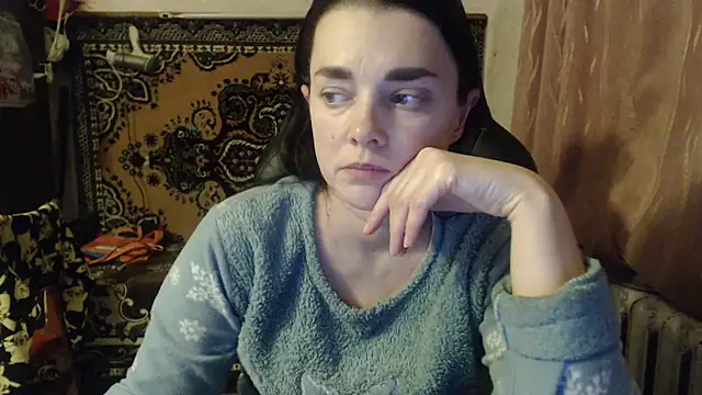 AlisaLaDiva online show from December 5, 2024, 9:11 pm