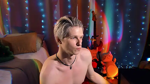 Breston Sweet online show from December 18, 2025, 6:34 pm