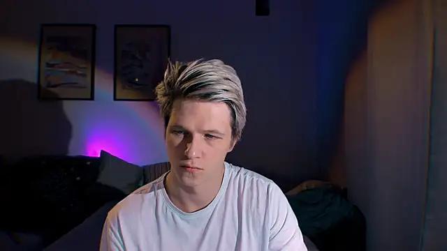 Breston Sweet online show from September 14, 2025, 7:03 pm