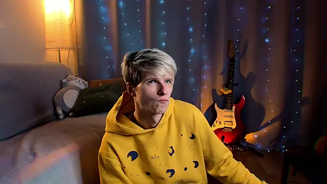 Breston Sweet online show from March 1, 2026, 7:58 pm