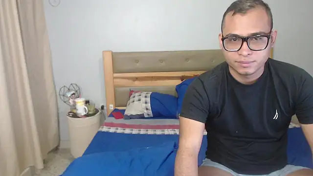 couplesex ve online show from March 24, 2026, 12:38 pm