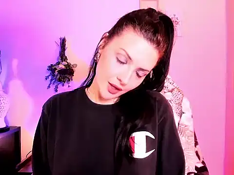 MelroseStrip online show from March 7, 2026, 12:50 am