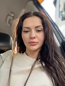 PrincessaHill  online show from April 20, 2026, 1:13 pm