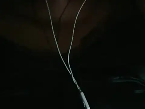 Snapshot of smalltitiz chatting on October 25, 2025, 8:42 pm smalltitiz online show from October 25, 2025, 8:42 pm