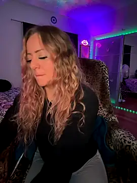 sage love online show from October 18, 2025, 2:13 am