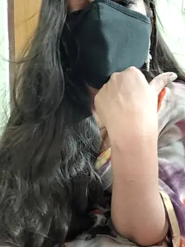 Snapshot of yoursana- chatting on October 5, 2025, 4:53 pm yoursana- online show from October 5, 2025, 4:53 pm