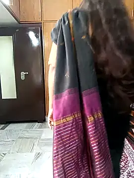 Snapshot of yoursana- chatting on September 20, 2025, 4:39 am yoursana- online show from September 20, 2025, 4:39 am