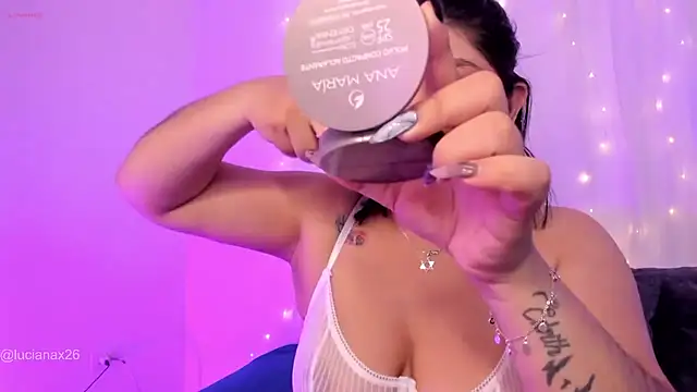 Snapshot of lucy26_ chatting on October 17, 2025, 1:53 am lucy26 online show from October 17, 2025, 1:53 am