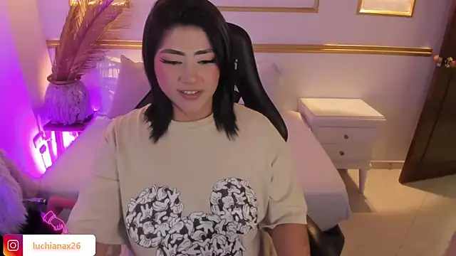 Snapshot of lucy26_ chatting on March 22, 2025, 8:51 am lucy26 online show from March 22, 2025, 8:51 am