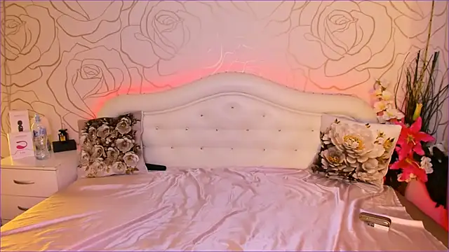 Snapshot of Elizabettalee chatting on February 21, 2025, 4:40 am Elizabettalee online show from February 21, 2025, 4:40 am