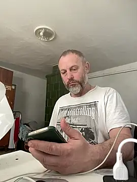 Snapshot of GHsveter chatting on May 2, 2026, 6:51 am GHsveter online show from May 2, 2026, 6:51 am