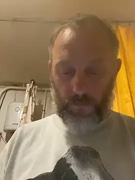 Snapshot of GHsveter chatting on May 24, 2026, 7:58 pm GHsveter online show from May 24, 2026, 7:58 pm