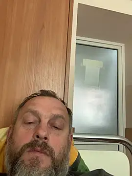 Snapshot of GHsveter chatting on May 19, 2026, 7:48 am GHsveter online show from May 19, 2026, 7:48 am