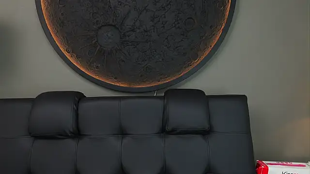 miss sharlotte18 online show from October 3, 2025, 6:09 pm