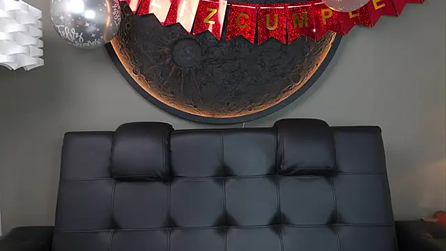 Snapshot of miss_vaiolette chatting on January 6, 2026, 11:14 am miss vaiolette online show from January 6, 2026, 11:14 am