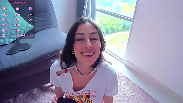 Amatiista online show from January 13, 2025, 8:48 pm