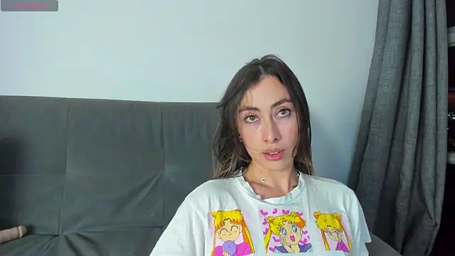 Amatiista online show from January 2, 2025, 11:38 pm