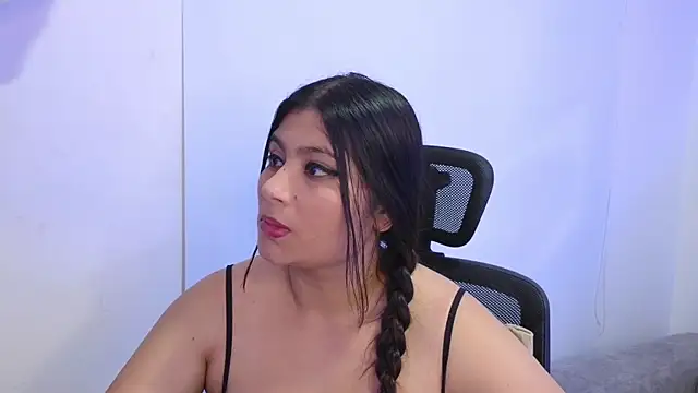 Snapshot of annylouis chatting on September 30, 2025, 7:20 pm annylouis online show from September 30, 2025, 7:20 pm