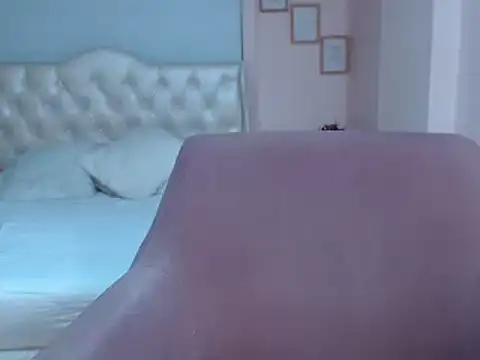 Snapshot of annylouis chatting on February 23, 2025, 1:46 am annylouis online show from February 23, 2025, 1:46 am