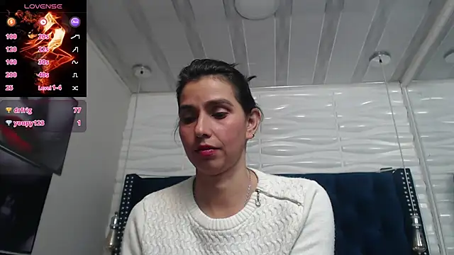 Snapshot of Eva-Williams chatting on February 7, 2025, 1:58 am Eva-Williams online show from February 7, 2025, 1:58 am