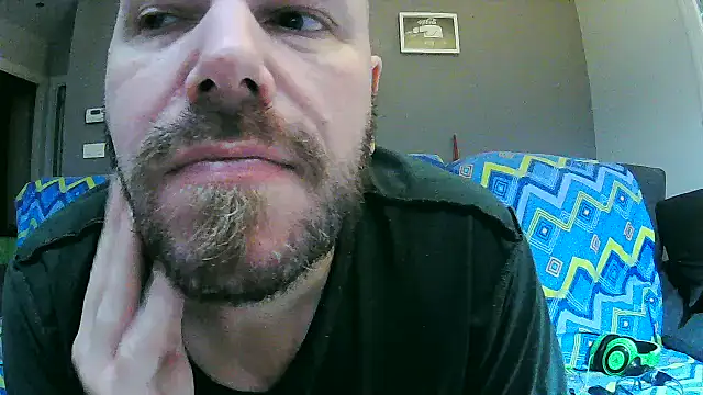 txan9876 online show from October 17, 2025, 3:54 am