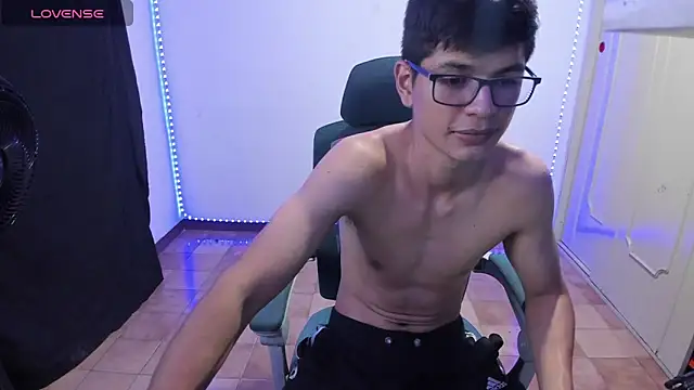 GoldenProject online show from March 11, 2025, 3:04 am