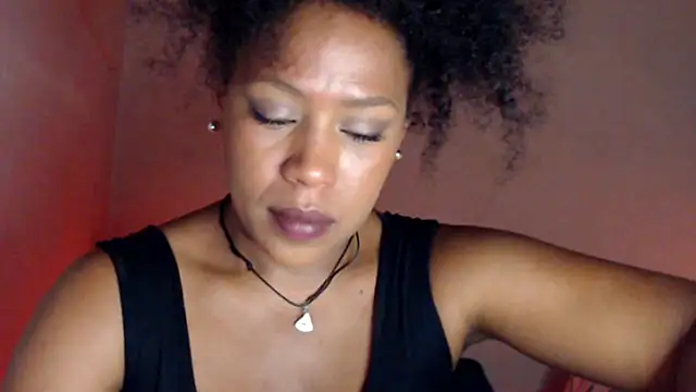 Snapshot of cherry_cleou chatting on February 5, 2025, 4:47 pm cherry cleou online show from February 5, 2025, 4:47 pm