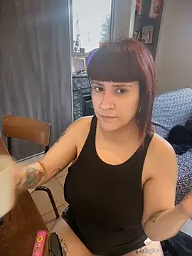 callmelouve online show from March 5, 2025, 7:49 am